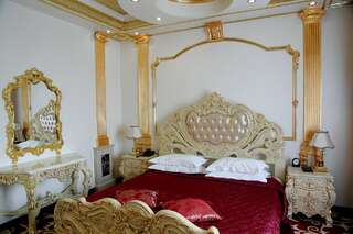 Гостиница Villa ArtE Владивосток Люкс с кроватью размера «king-size»-2